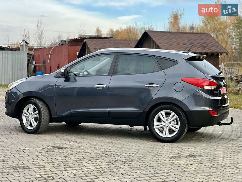 Внедорожник / Кроссовер Hyundai ix35 2010 в Ивано-Франковске фото 9 Внедорожник / Кроссовер Hyundai ix35 2010 в Ивано-Франковске