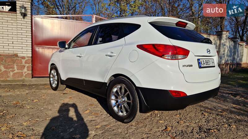 Внедорожник / Кроссовер Hyundai ix35 2010 в Киеве фото 6 Внедорожник / Кроссовер Hyundai ix35 2010 в Киеве