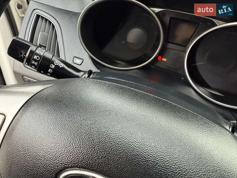 Внедорожник / Кроссовер Hyundai ix35 2012 в Черновцах фото 30 Внедорожник / Кроссовер Hyundai ix35 2012 в Черновцах
