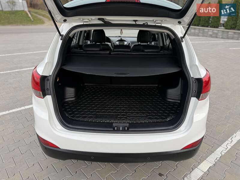 Внедорожник / Кроссовер Hyundai ix35 2012 в Черновцах фото 44 Внедорожник / Кроссовер Hyundai ix35 2012 в Черновцах