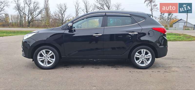 Внедорожник / Кроссовер Hyundai ix35 2014 в Новоархангельске