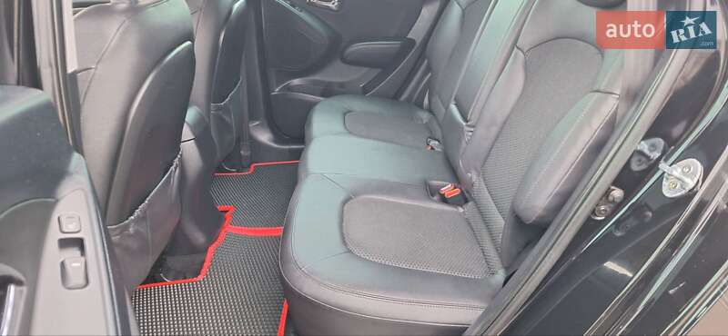 Внедорожник / Кроссовер Hyundai ix35 2014 в Новоархангельске