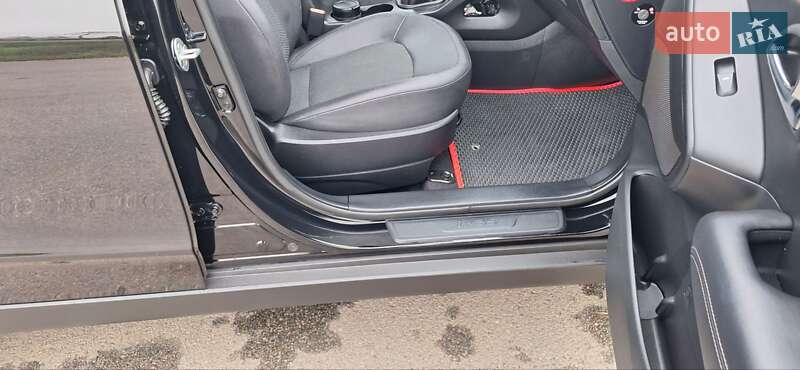 Внедорожник / Кроссовер Hyundai ix35 2014 в Новоархангельске