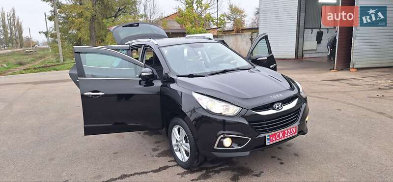 Внедорожник / Кроссовер Hyundai ix35 2014 в Новоархангельске
