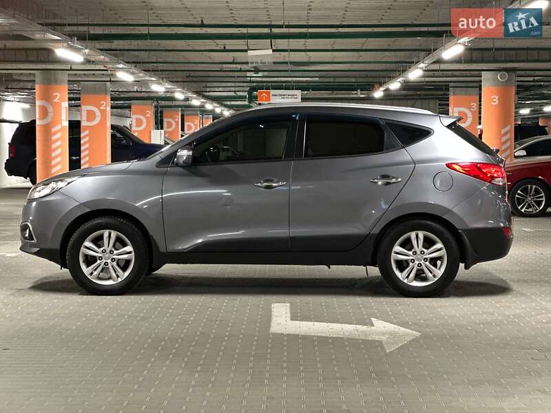 Внедорожник / Кроссовер Hyundai ix35 2012 в Киеве фото 7 Внедорожник / Кроссовер Hyundai ix35 2012 в Киеве