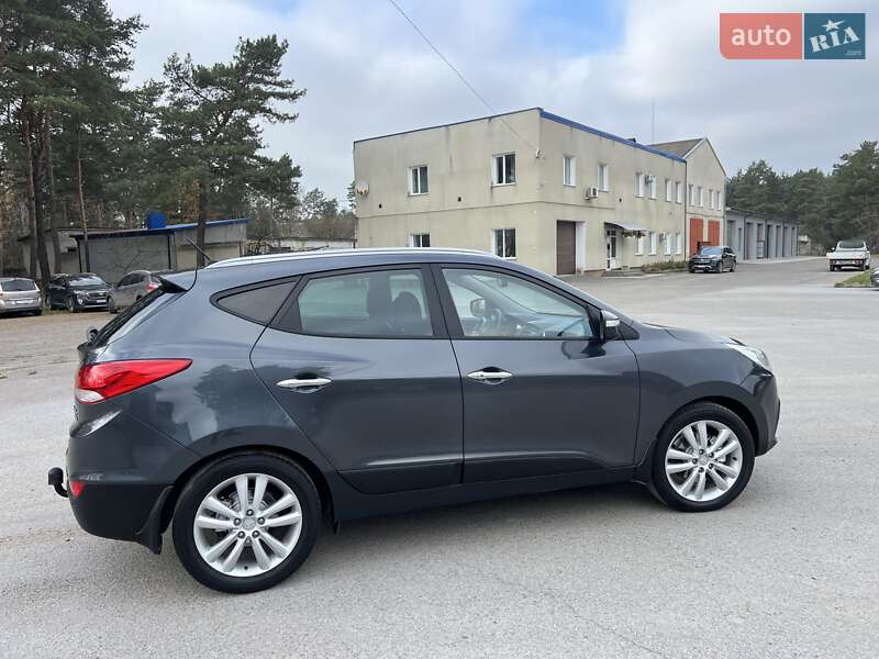 Позашляховик / Кросовер Hyundai ix35 2011 в Радивиліві