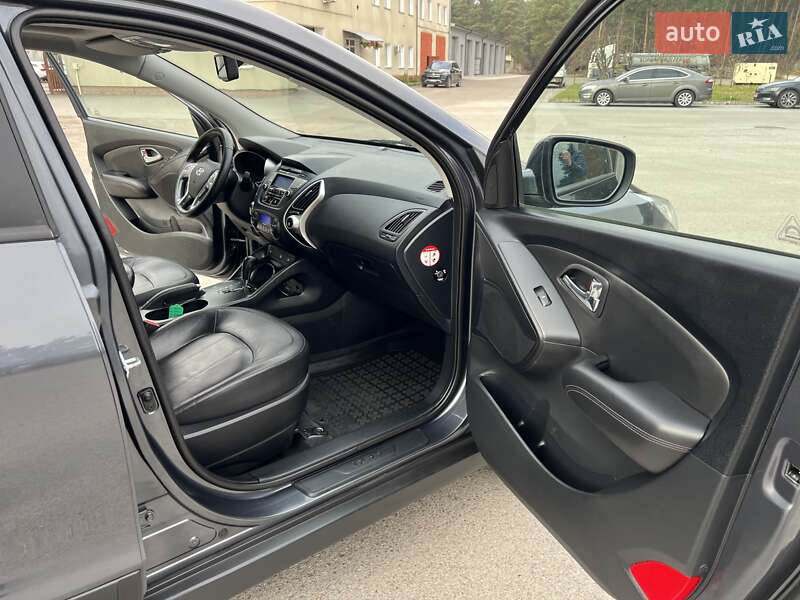 Позашляховик / Кросовер Hyundai ix35 2011 в Радивиліві