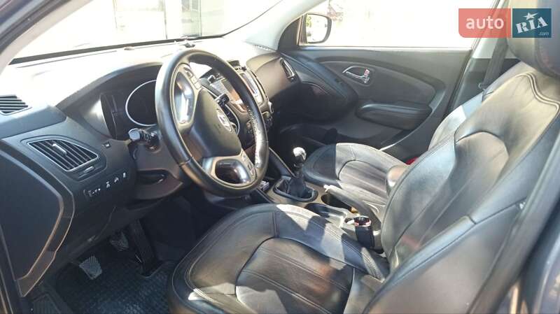 Внедорожник / Кроссовер Hyundai ix35 2010 в Одессе