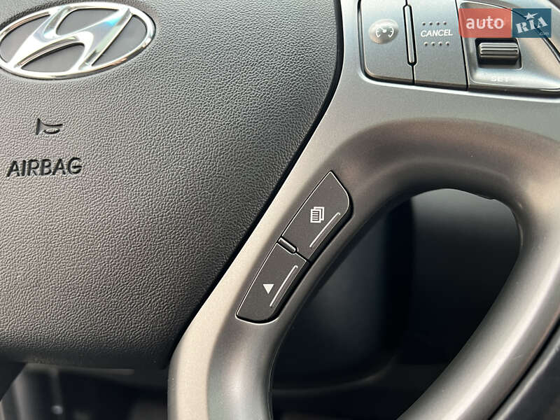 Позашляховик / Кросовер Hyundai ix35 2014 в Луцьку