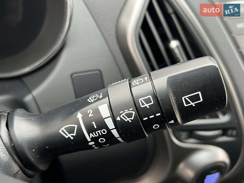 Позашляховик / Кросовер Hyundai ix35 2014 в Луцьку