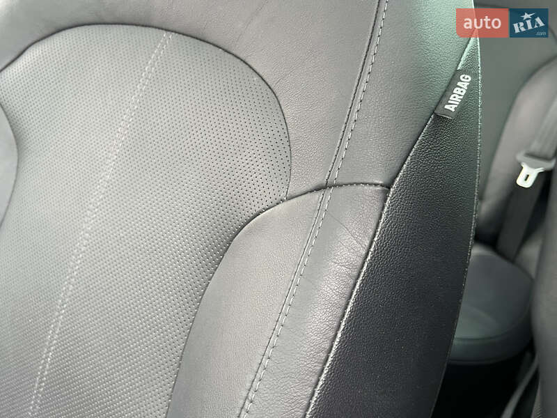 Позашляховик / Кросовер Hyundai ix35 2014 в Луцьку