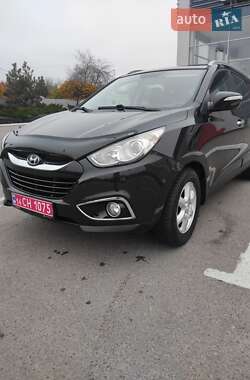 Внедорожник / Кроссовер Hyundai ix35 2010 в Полтаве