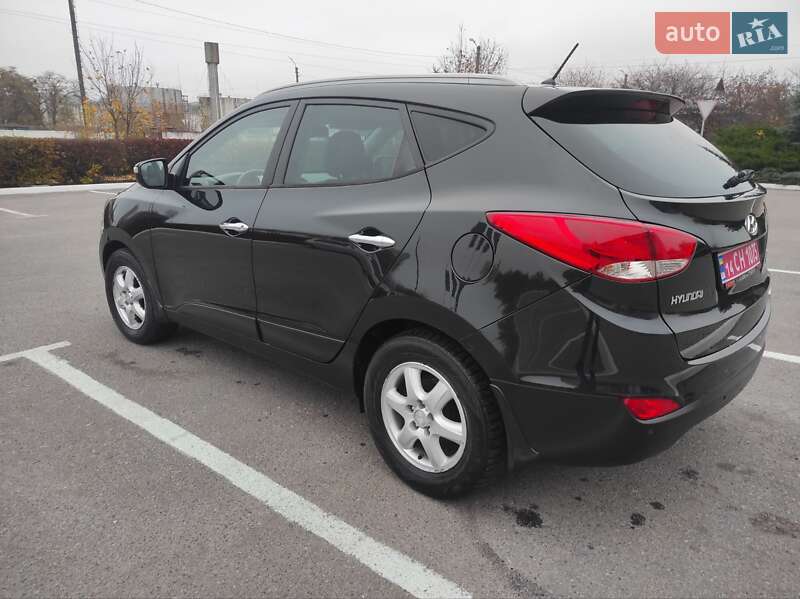 Внедорожник / Кроссовер Hyundai ix35 2010 в Полтаве фото 6 Внедорожник / Кроссовер Hyundai ix35 2010 в Полтаве