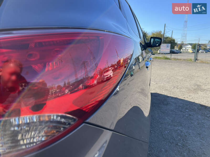 Внедорожник / Кроссовер Hyundai ix35 2012 в Луцке фото 70 Внедорожник / Кроссовер Hyundai ix35 2012 в Луцке