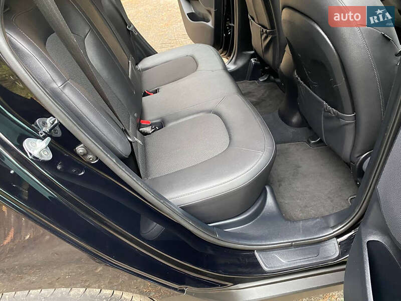 Внедорожник / Кроссовер Hyundai ix35 2015 в Радивилове