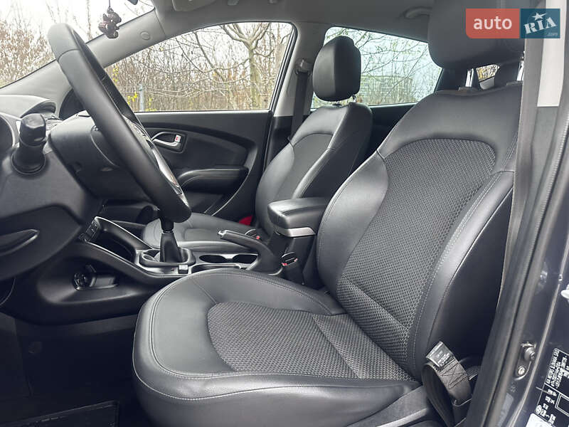 Внедорожник / Кроссовер Hyundai ix35 2011 в Дубно