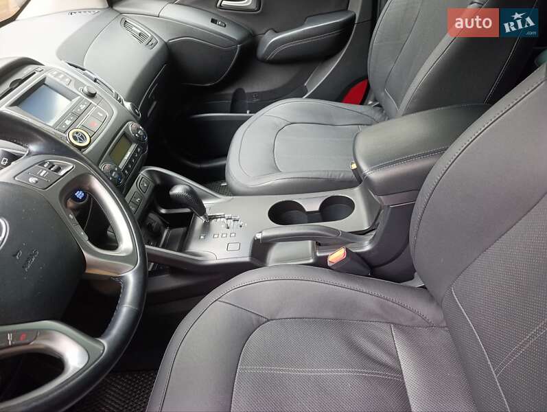 Внедорожник / Кроссовер Hyundai ix35 2013 в Киеве фото 29 Внедорожник / Кроссовер Hyundai ix35 2013 в Киеве