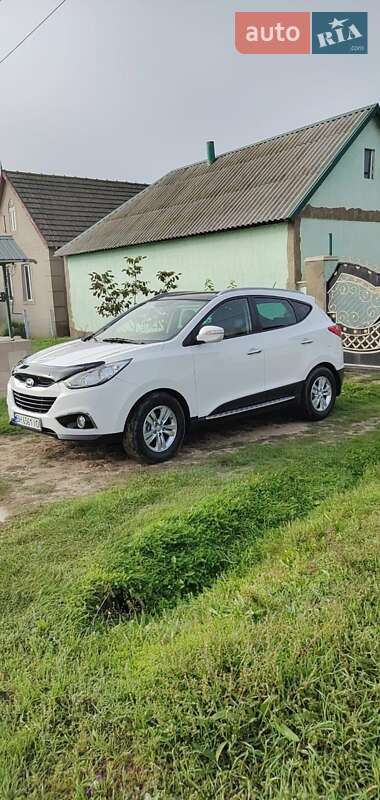 Внедорожник / Кроссовер Hyundai ix35 2012 в Сарате фото 3 Внедорожник / Кроссовер Hyundai ix35 2012 в Сарате