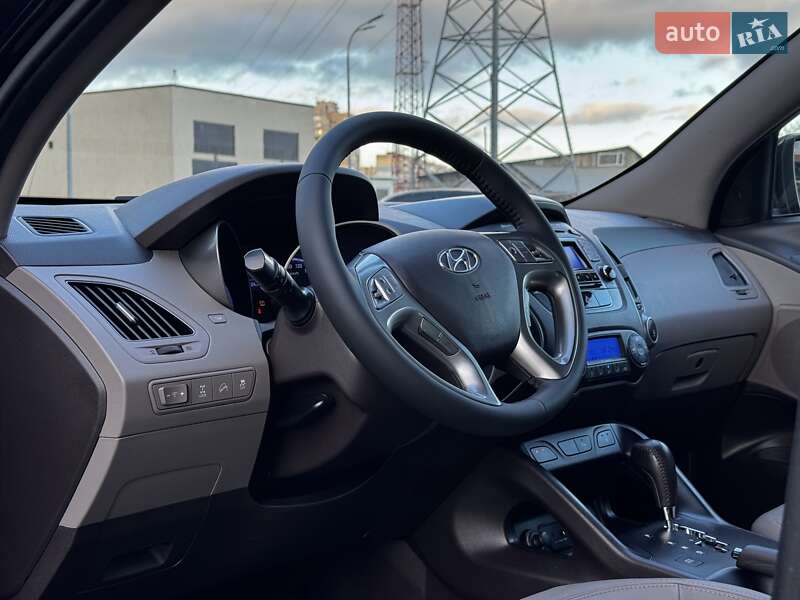 Внедорожник / Кроссовер Hyundai ix35 2011 в Одессе фото 15 Внедорожник / Кроссовер Hyundai ix35 2011 в Одессе