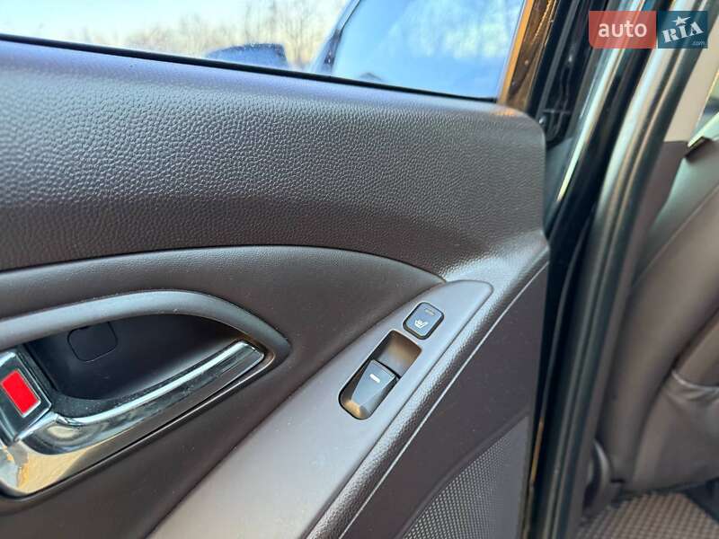 Внедорожник / Кроссовер Hyundai ix35 2013 в Коломые