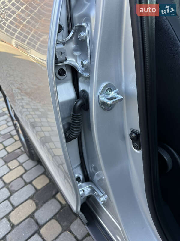 Внедорожник / Кроссовер Hyundai ix35 2014 в Луцке фото 61 Внедорожник / Кроссовер Hyundai ix35 2014 в Луцке