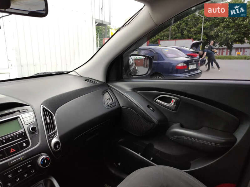 Внедорожник / Кроссовер Hyundai ix35 2010 в Ровно фото 7 Внедорожник / Кроссовер Hyundai ix35 2010 в Ровно