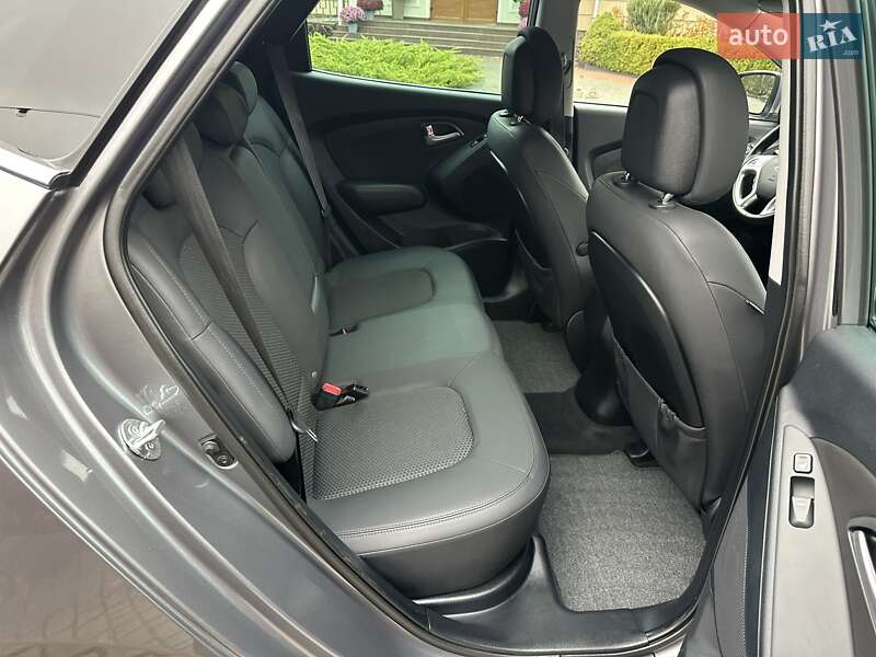 Внедорожник / Кроссовер Hyundai ix35 2011 в Луцке фото 44 Внедорожник / Кроссовер Hyundai ix35 2011 в Луцке