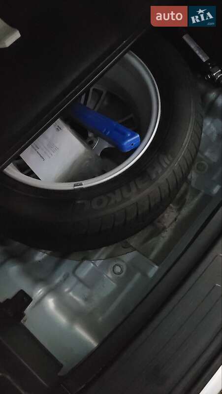 Внедорожник / Кроссовер Hyundai ix35 2013 в Харькове фото 37 Внедорожник / Кроссовер Hyundai ix35 2013 в Харькове