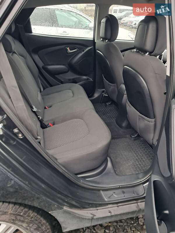 Позашляховик / Кросовер Hyundai ix35 2010 в Луцьку фото 6 Позашляховик / Кросовер Hyundai ix35 2010 в Луцьку
