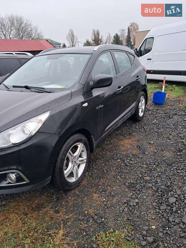 Позашляховик / Кросовер Hyundai ix35 2010 в Луцьку фото 2 Позашляховик / Кросовер Hyundai ix35 2010 в Луцьку