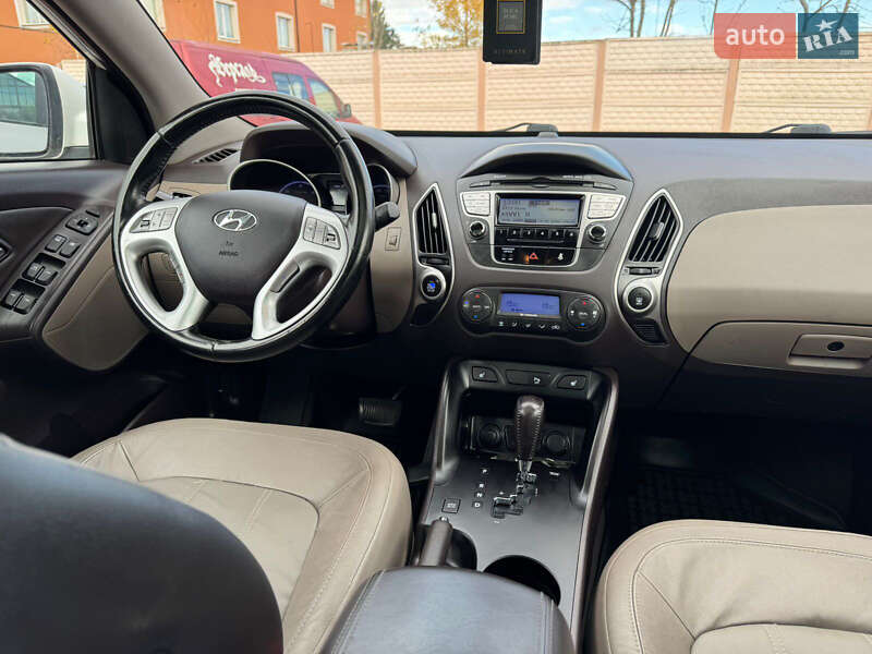 Внедорожник / Кроссовер Hyundai ix35 2012 в Стрые