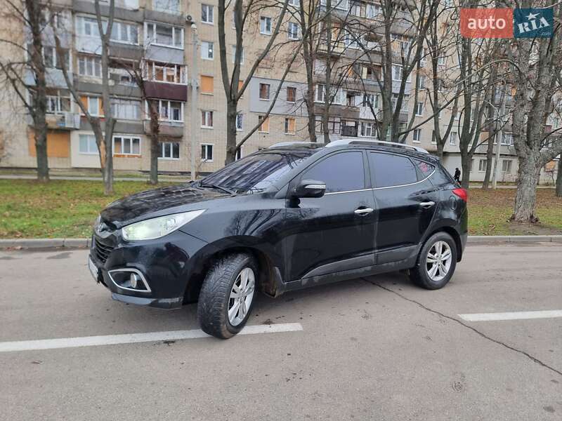 Внедорожник / Кроссовер Hyundai ix35 2011 в Харькове