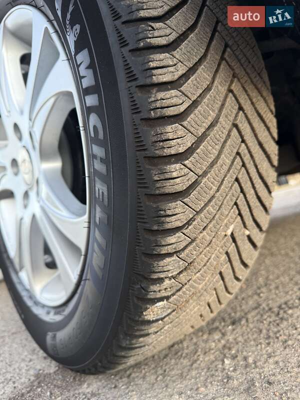 Внедорожник / Кроссовер Hyundai ix35 2014 в Трускавце