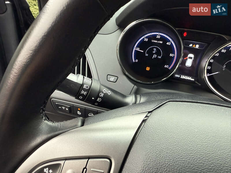 Позашляховик / Кросовер Hyundai ix35 2014 в Луцьку