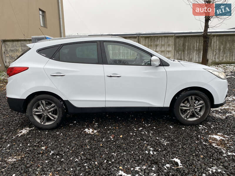 Внедорожник / Кроссовер Hyundai ix35 2011 в Луцке фото 6 Внедорожник / Кроссовер Hyundai ix35 2011 в Луцке