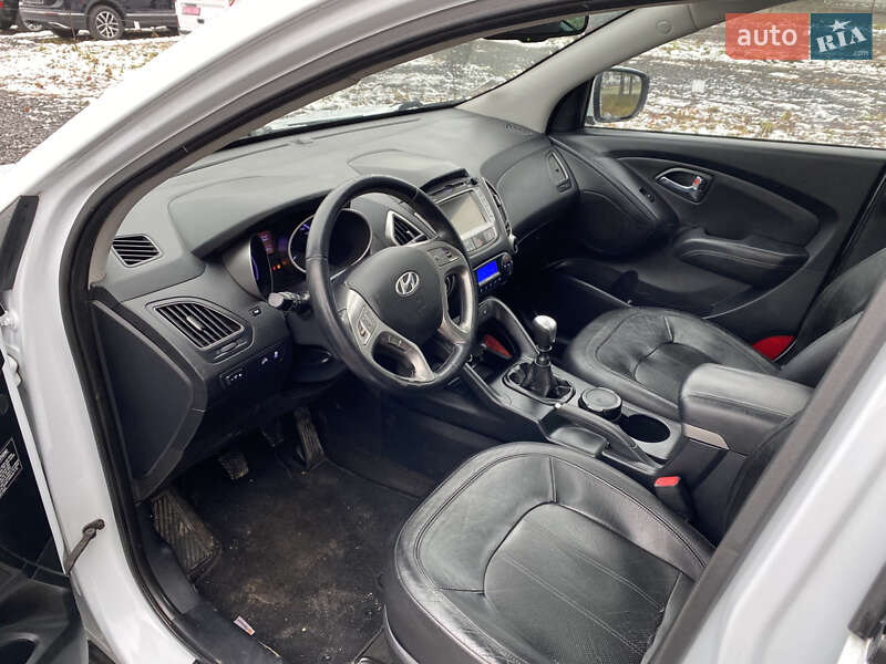 Внедорожник / Кроссовер Hyundai ix35 2011 в Луцке фото 12 Внедорожник / Кроссовер Hyundai ix35 2011 в Луцке
