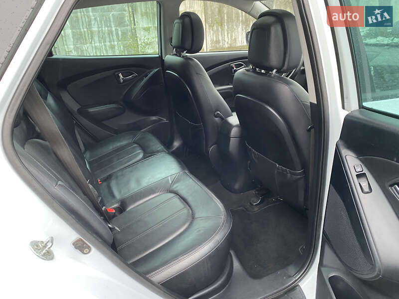 Внедорожник / Кроссовер Hyundai ix35 2011 в Луцке фото 19 Внедорожник / Кроссовер Hyundai ix35 2011 в Луцке
