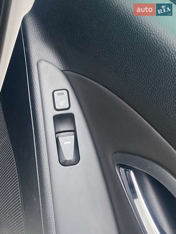 Внедорожник / Кроссовер Hyundai ix35 2011 в Киеве