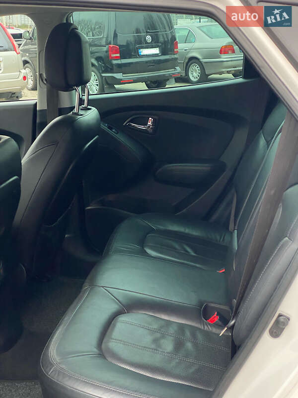 Внедорожник / Кроссовер Hyundai ix35 2011 в Киеве