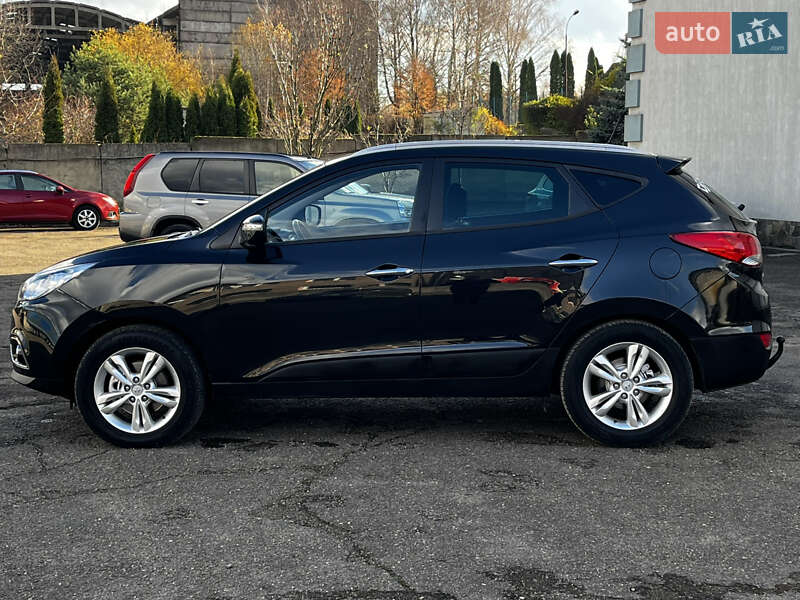 Внедорожник / Кроссовер Hyundai ix35 2010 в Луцке