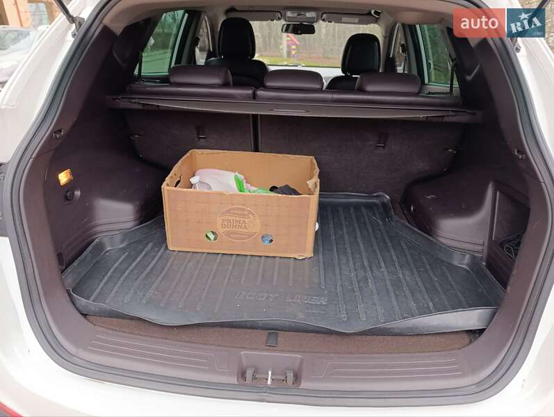 Внедорожник / Кроссовер Hyundai ix35 2012 в Харькове