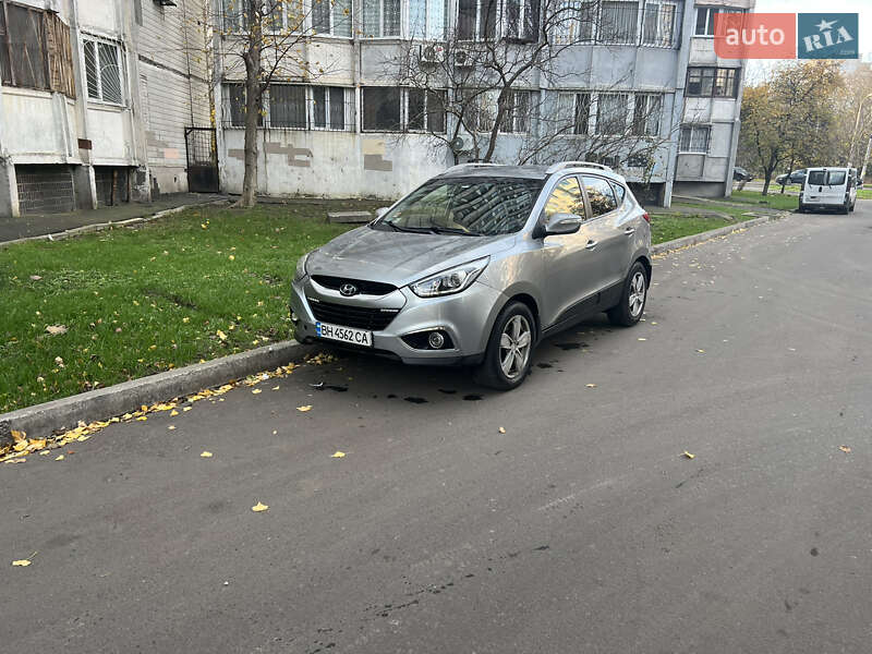 Внедорожник / Кроссовер Hyundai ix35 2012 в Одессе