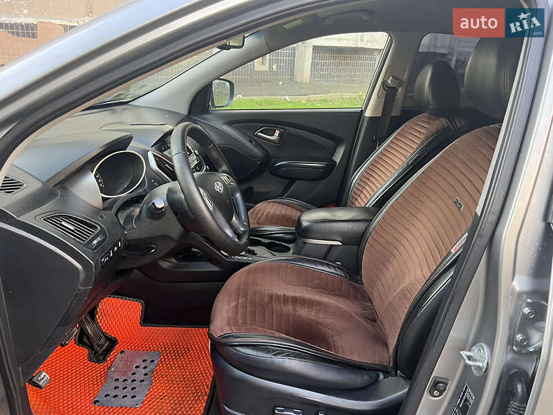 Внедорожник / Кроссовер Hyundai ix35 2012 в Одессе