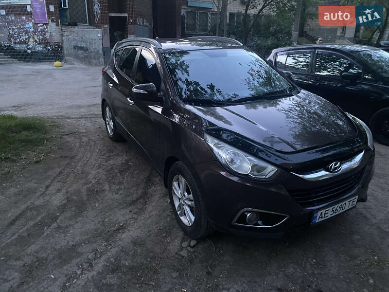 Внедорожник / Кроссовер Hyundai ix35 2010 в Кривом Роге