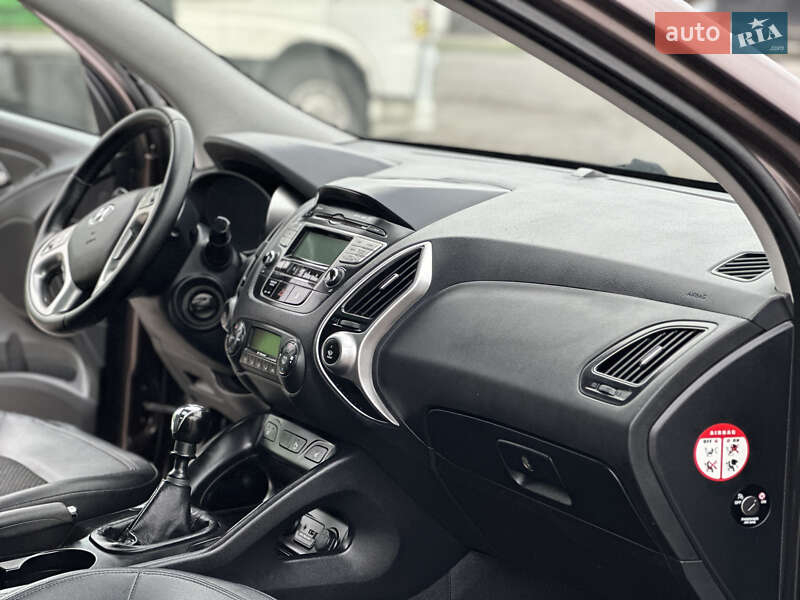 Внедорожник / Кроссовер Hyundai ix35 2011 в Радивилове