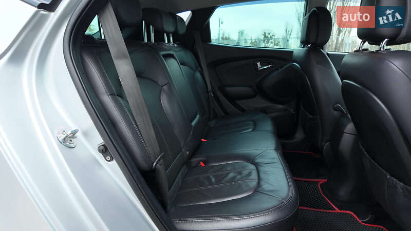 Внедорожник / Кроссовер Hyundai ix35 2011 в Киеве