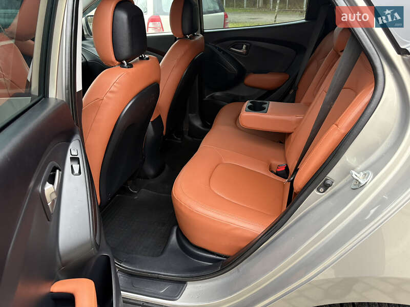Внедорожник / Кроссовер Hyundai ix35 2010 в Черновцах фото 12 Внедорожник / Кроссовер Hyundai ix35 2010 в Черновцах