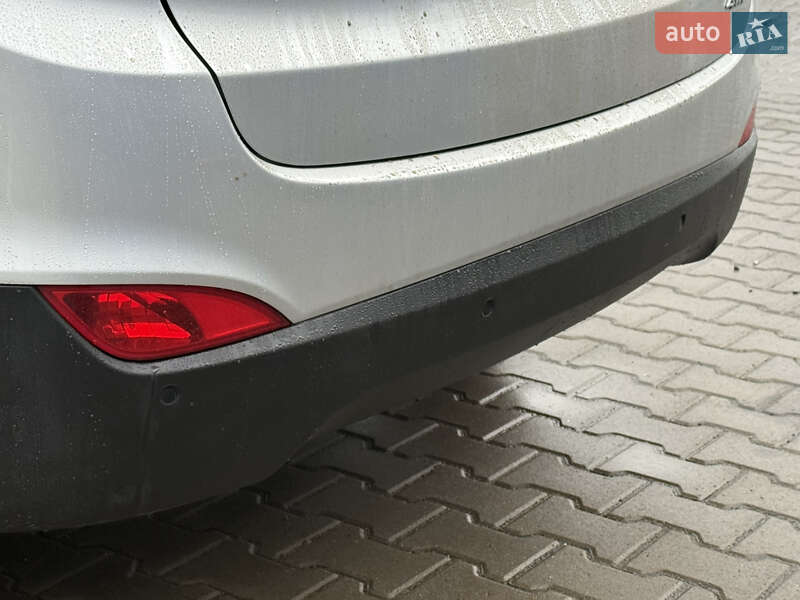 Внедорожник / Кроссовер Hyundai ix35 2015 в Ровно