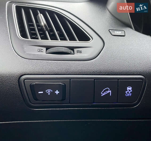 Внедорожник / Кроссовер Hyundai ix35 2012 в Ровно