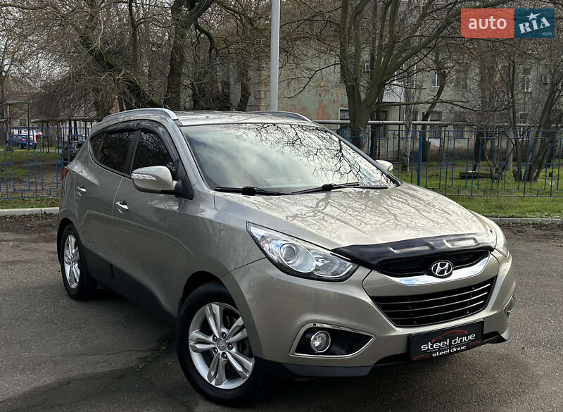 Внедорожник / Кроссовер Hyundai ix35 2010 в Николаеве фото 3 Внедорожник / Кроссовер Hyundai ix35 2010 в Николаеве